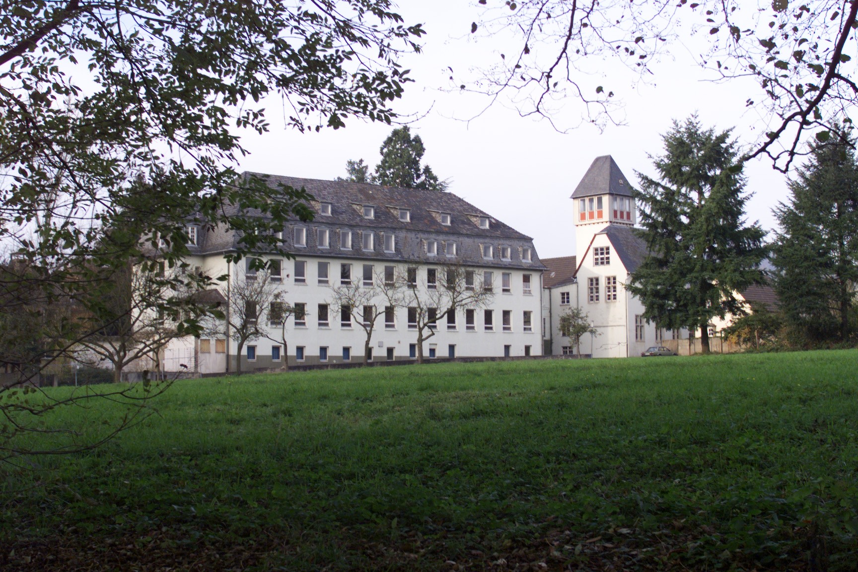 Internationale Fachhochschule Bad Honnef .  Bonn